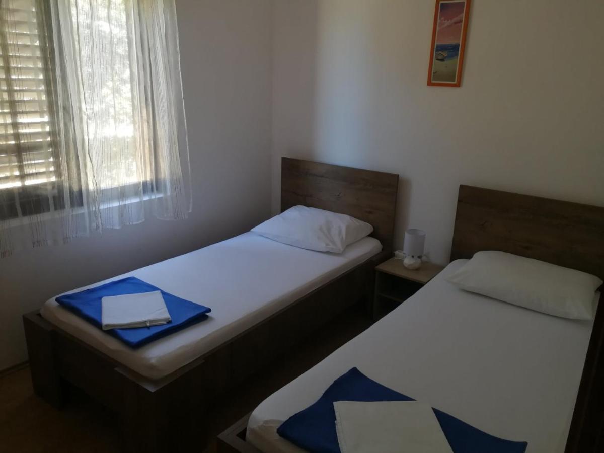 Apartmán Apartman Cemeljic Mandre Exteriér fotografie